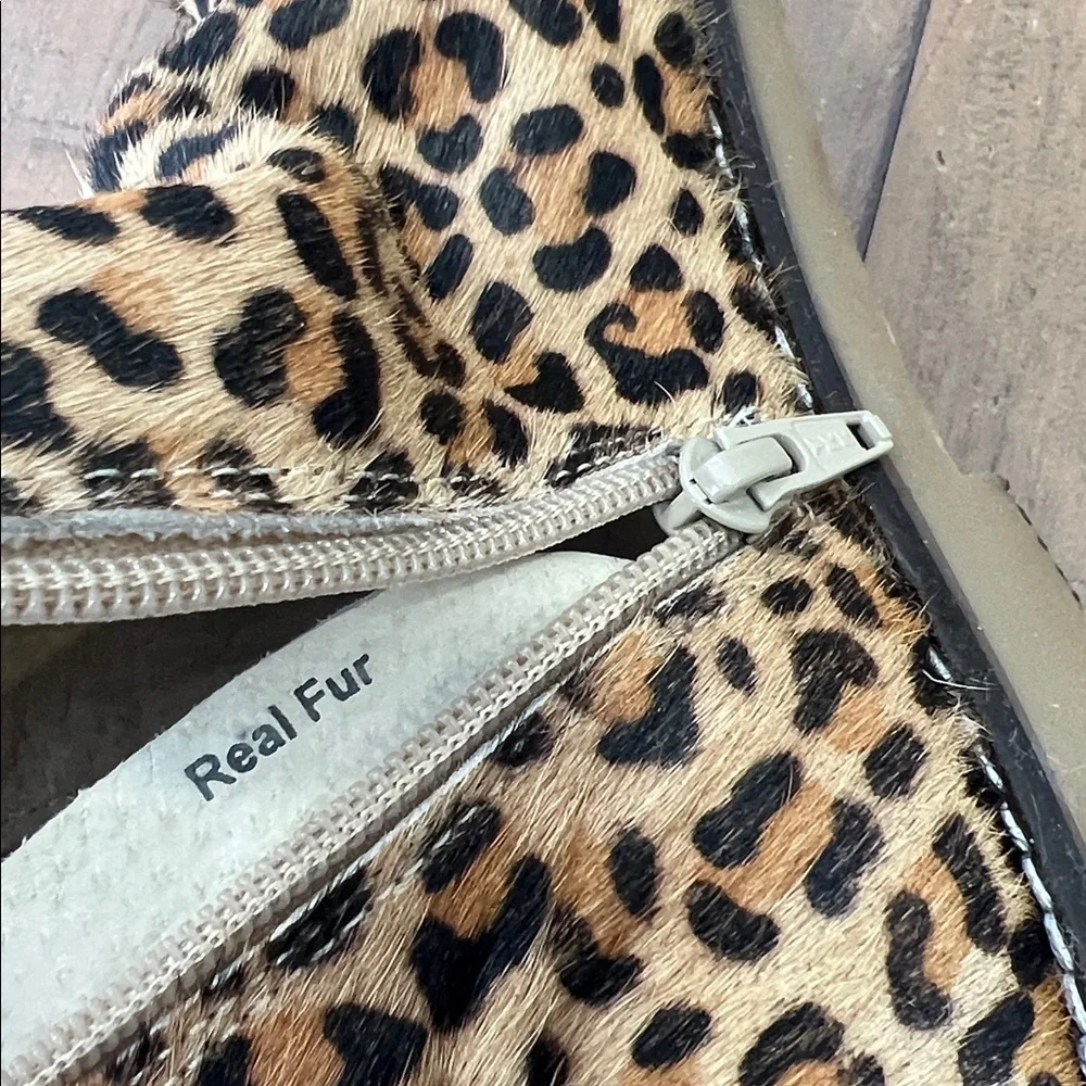 Mini Boden calf hair leather leopard side zip ankle boots eu 35 US 3